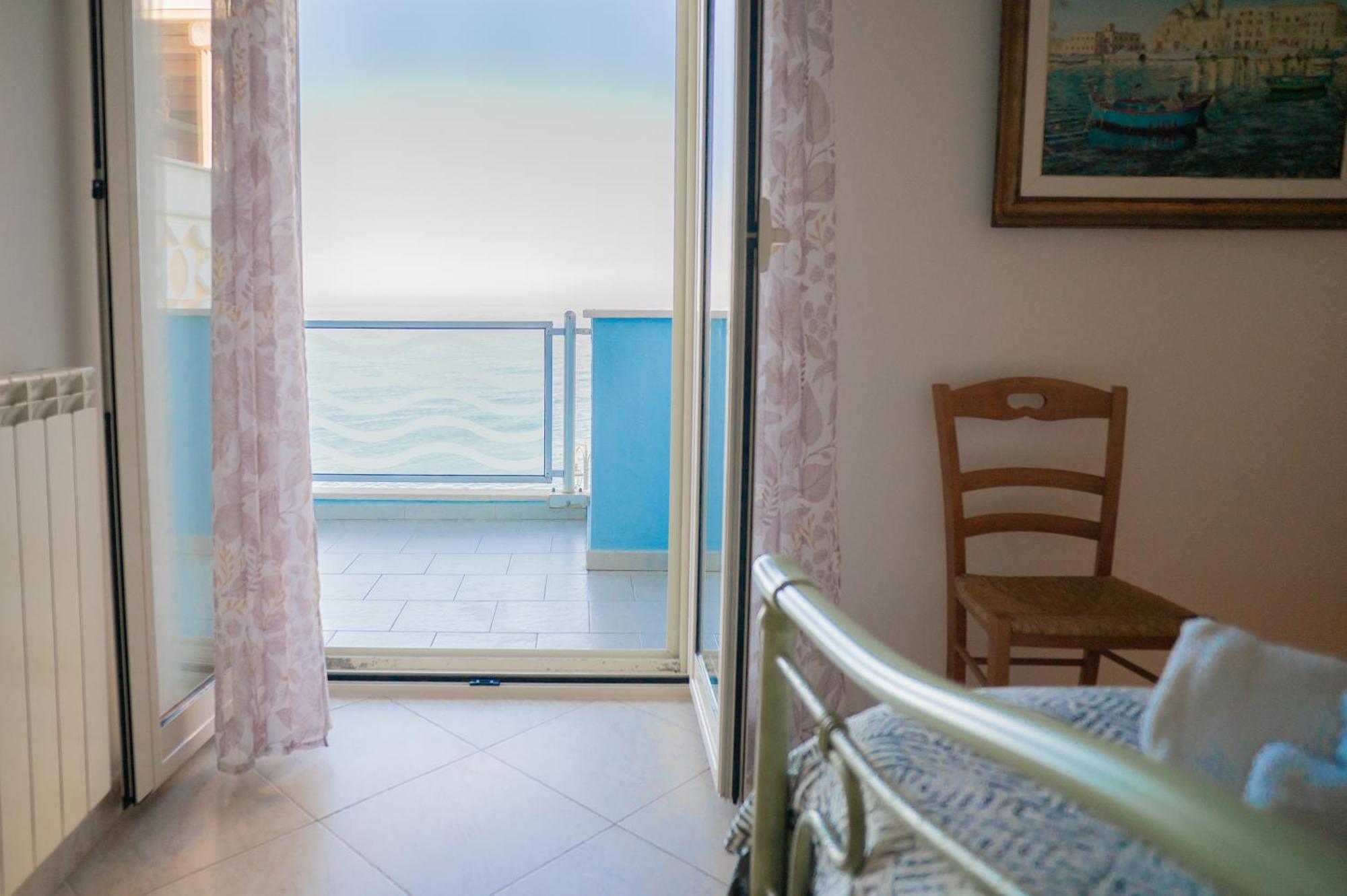 Milu'Seaview Ampia Casa Vista Mare Daire Giovinazzo Dış mekan fotoğraf