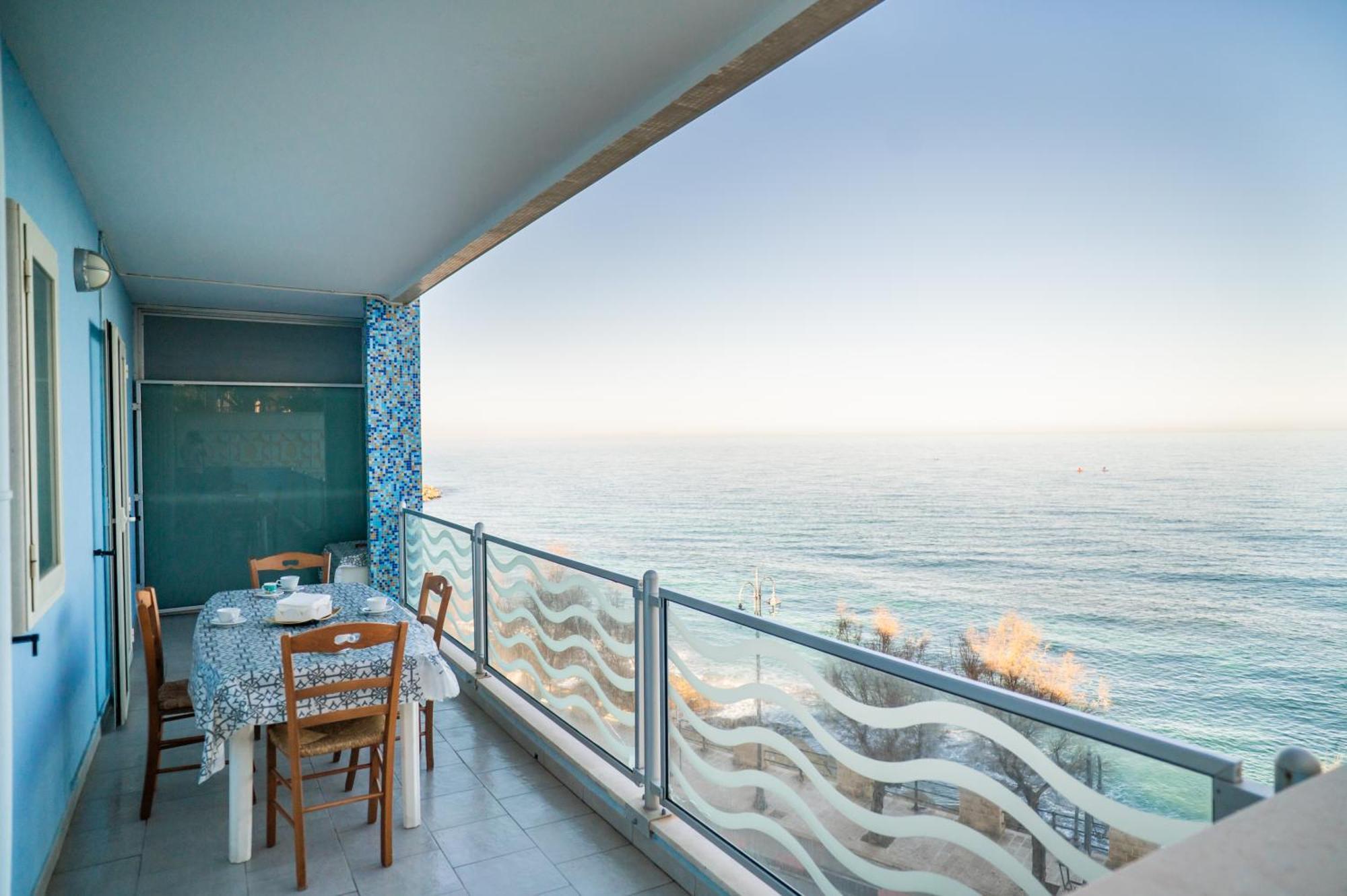 Milu'Seaview Ampia Casa Vista Mare Daire Giovinazzo Dış mekan fotoğraf
